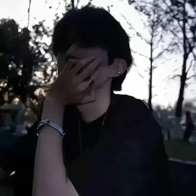 黄莉颖